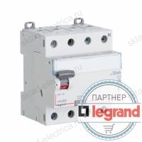 Выключатель дифференциального тока (УЗО) четырехполюсный 63А 30мА DX АС Legrand 008995